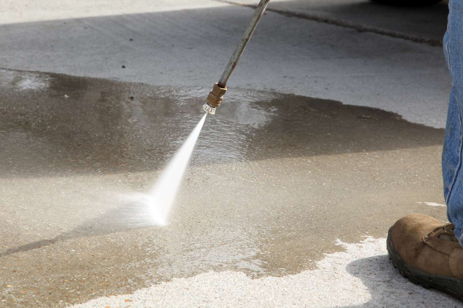 How to Clean a Concrete Patio